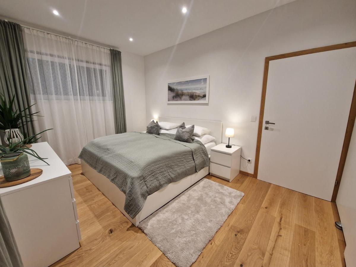 Willa Traumhaus In Den Weinbergen - Max 8 Personen - Mit Self-Check-In Sankt Stefan ob Stainz Zewnętrze zdjęcie