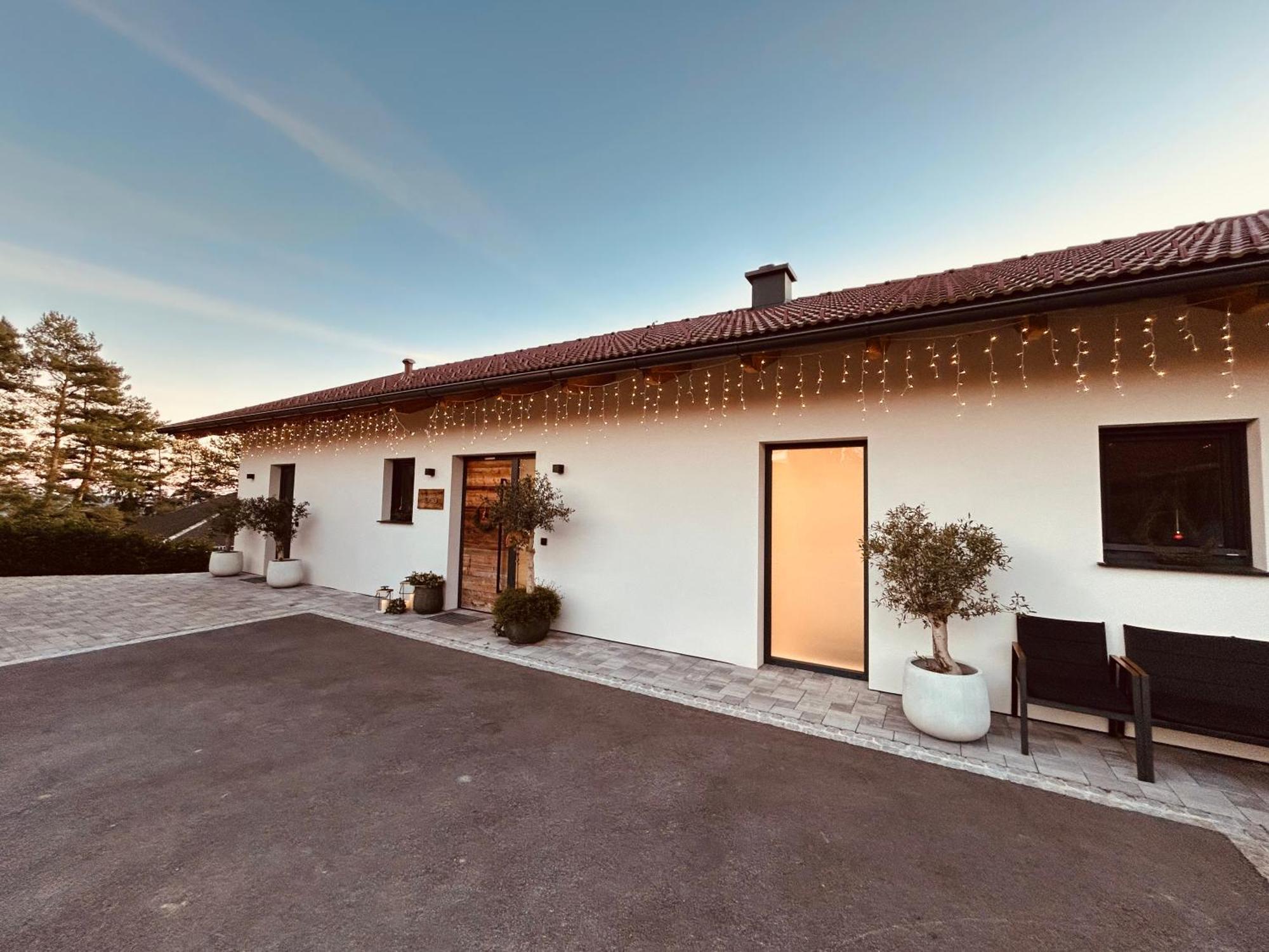 Willa Traumhaus In Den Weinbergen - Max 8 Personen - Mit Self-Check-In Sankt Stefan ob Stainz Zewnętrze zdjęcie